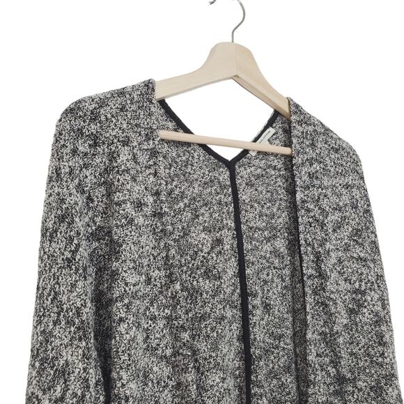 American Eagle Outfitters | Open Front Contrast Trim Soft Marled Cardigan - Picture 2 of 8